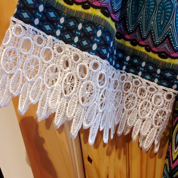 Tunic - Picture 3 of 3